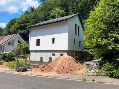 Einfamilienhaus im geschlossenen Rohbau