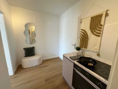 Helles 1-Zimmer-Apartment mit Balkon in Unterschleißheim - ab sofort verfügbar und frisch renoviert