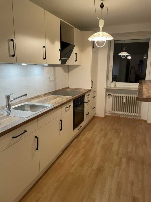 2-Zimmer Wohnung mit EBK und tollen Blick über Landshut!