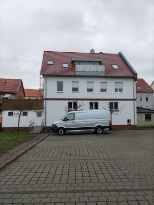 Schöne 3,5-Zimmer-DG-Wohnung mit Balkon und Einbauküche in Leinefelde-Worbis