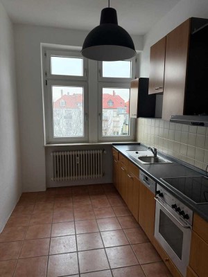 Helle 2 ZKB Altbauwohnung in Mannheim