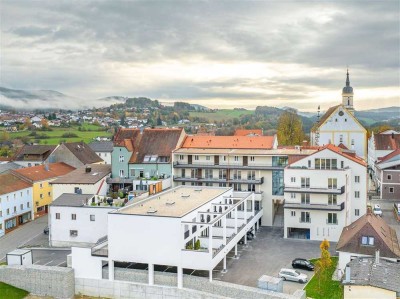 -- Fertiggestellter Neubau --  Dachgeschosswohnung in Viechtach zur Miete!