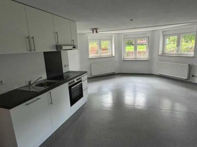 Attraktive 2-Zimmer-Souterrain-Wohnung in Einbeck OT Naensen