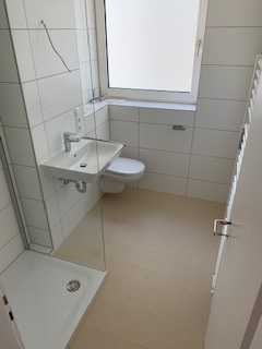 Perfekt für Familie oder WG_3-Zimmerwohnung mit Dusche