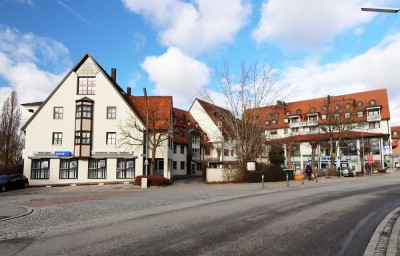 Charmante 3-Zimmer-Wohnung im Herzen von Haimhausen – 1. Etage – Lift – Loggia – TG-Stellplatz