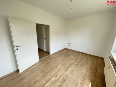 Gemütliche Singlewohnung im 2. OG mit Lift, zentrumsnahe, Ruhelage!