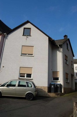 "DAS LÄSST SICH FINANZIEREN - GEMÜTLICHES WOHNHAUS IN IDYLLISCHER MOSELGEMEINDE"