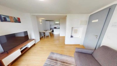 Renovierte 2-Zimmer-Wohnung mit Balkon in Augsburg-Hochfeld