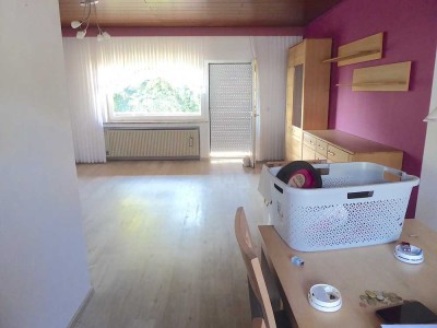 Einfamilienhaus mit großem Grundstück