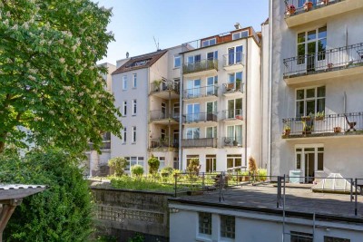 Freie 2,5-Zimmer-Wohnung mitten in Eimsbüttel!