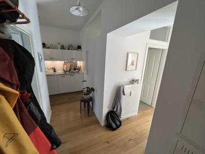 Sanierte 3-Zimmer-Altbau-Wohnung in der Bonner Altstadt