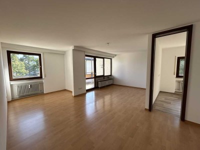 Helle 2- Zimmer- Wohnung, sofort verfügbar!