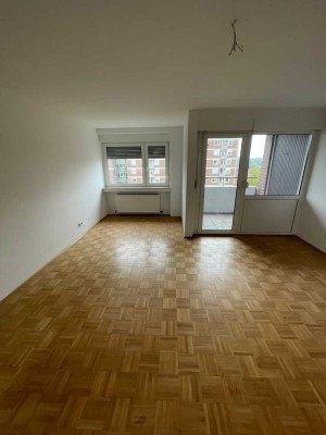 Wohnen mit 2 Loggien und herbstlichem Weitblick!