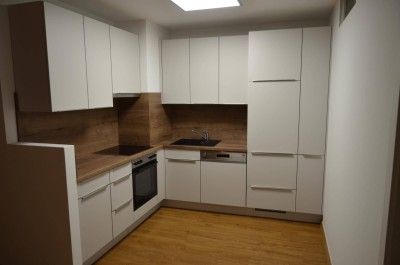 Schöne 2-Zi-Wohnung mit kl Garten