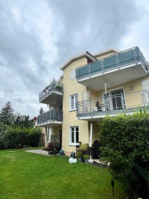 Ruhige 3-Raum-Wohnung mit gehobener Innenausstattung mit Balkon in Berlin Biesdorf