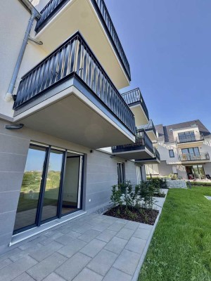 ***Moderne 2-ZKB-Erdgeschosswohnung – Barrierefrei mit Terrasse & Garten***
