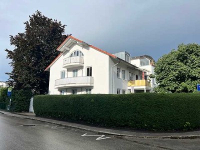 Gartenwohnung!!! Wunderschöne 3-Zimmer-EG Wohnung mit  Keller, Speicher und TG....