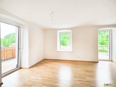 Haupt- &amp; Zweitwohnsitz sowie touristische Vermietung möglich. - 2-Zimmer-WE mit Balkon und Stellplatz in Stadl an der Mur.