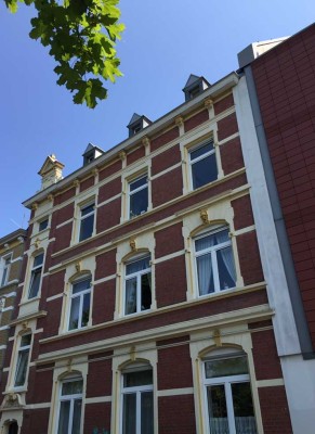 Traumhafte 5-Zimmer-Altbauwohnung in der begehrten Bonner Südstadt zu vermieten