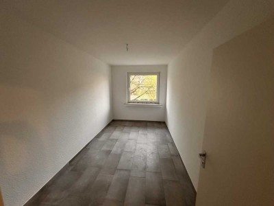 freundliche 3,5-Zimmer-Wohnung mit Balkon in Wuppertal, vor 1 Jahr kernsaniert