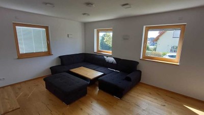 Erstbezug: Preiswerte 6-Raum-Einfamilienhaus mit luxuriöser Innenausstattung und EBK in Edelsfeld
