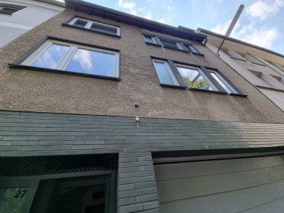 Einfamilienhaus mit Doppelgarage