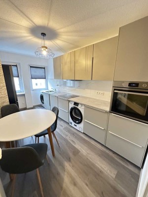 Perfekte 3-Zimmer-WG direkt an der Uni Mülheim – saniert, modern & voll möbliert