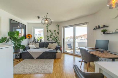 Modern und hell – 2-Zimmer Wohnung, möbliert – Fußbodenheizung, Aufzug, Tiefgarage – Ingolstadt West