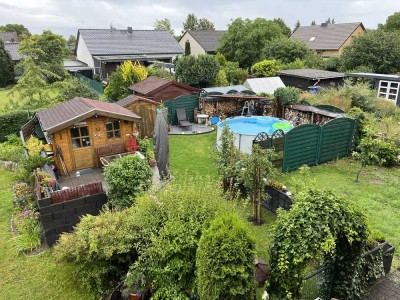 Ruhige Lage mit Glasfaseranschluss! Eigener Garten mit Pool, Balkon, toller Ausblick, Kamin...