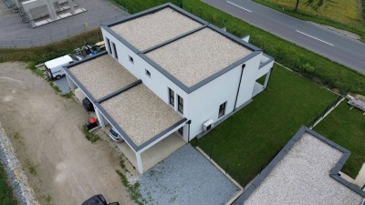 2 neu gebaute Doppelhaushälften an der Stadteinfahrt Perg - 4 Schlafzimmer plus HAUS in der 3. Reihe