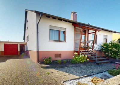 ~~ GEPFLEGTES EFH MIT GARAGE, PARTYKELLER UND GARTEN IN UNVERBAUTER LAGE VON SCHWEIGHOFEN ~~