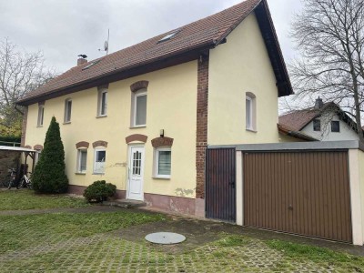 Schönes Einfamilienhaus mit Sauna und Kaminzimmer + Garage in Groitzsch zu verkaufen