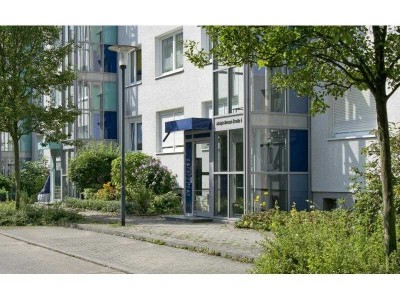 Adolph-Menzel-Straße 8 - Künstler-Karree