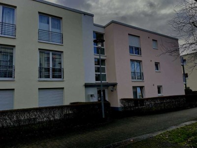 Barrierefreie Wohnung mit großem Südwestbalkon in KAARST- BÜTTGEN.- NUR AN MIETER AB 70 JAHRE !!