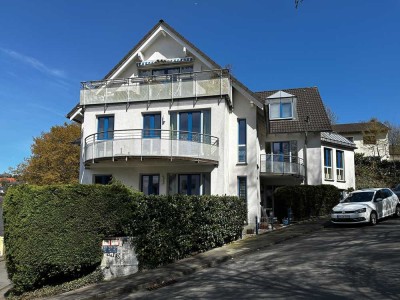 Stilvoll renovierte 2-Zimmer-Souterrainwohnung mit sichtgeschützter Terrasse in Wetter-Wengern!