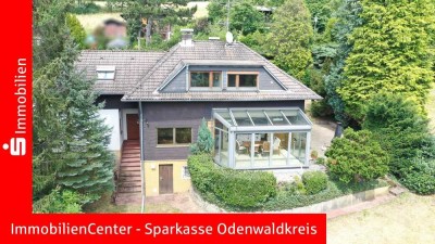 Einfamilienhaus mit exklusivem Wintergarten in ruhiger und naturverbundener Lage