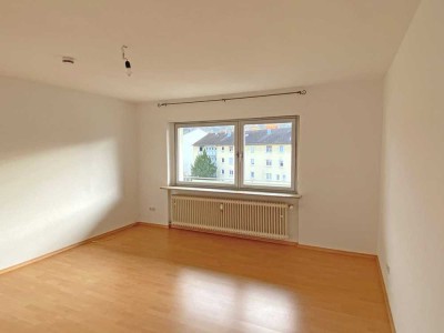 POCHERT IMMOBILIEN - Schöne gepflegte 3-Zimmer-Wohnung mit Balkon