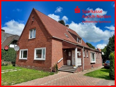 Sanierungsbedürftiges Einfamilienhaus mit Einliegerwohnung in zentraler Lage von Norden!