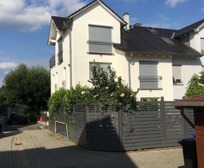 große Doppelhaushälfte/Villa in Traumlage mit separater Einliegerwohnung in Eltville am Rhein