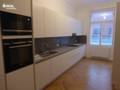 Nahe Stadtpark - Design-Altbau mit kleinem Balkon - perfekter Grundriss - exklusiv saniert - 4. Liftstock