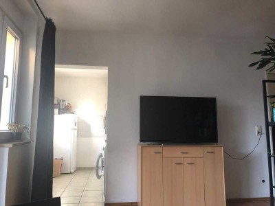 Geschmackvolle 2-Raum-Wohnung mit Balkon in Nürnberg