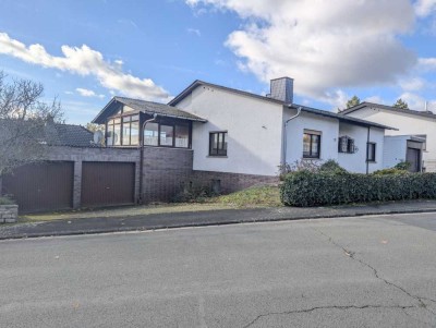 Einfamilienwohnhaus in beliebter Wohnlage! Wohnen auf einer Ebene möglich!