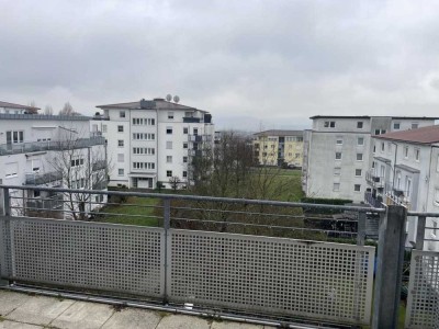 3-Zimmer-Dachgeschoßwohnung mit tollem Blick zum sofortigen Bezug