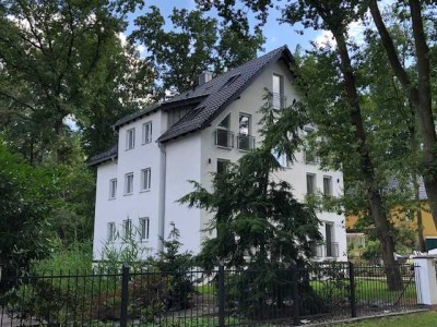 Helle 4-Zimmer-Wohnung mit 2 Balkonen angrenzend an Naturschutzgebiet in Glienicke/Nordbahn