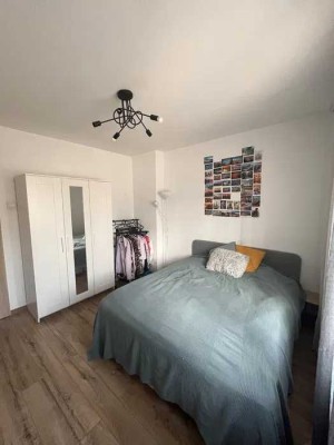 Exklusive 2-Zimmer-Wohnung mit gehobener Innenausstattung mit Einbauküche in Neubrandenburg