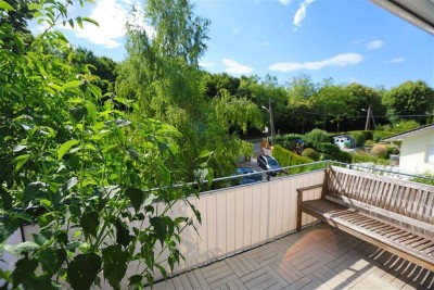 Besondere 2-Zi. DG Whg mit Blk, Schwedenofen, Bergblick, SP im 3 -Fam. Haus in Starnberg