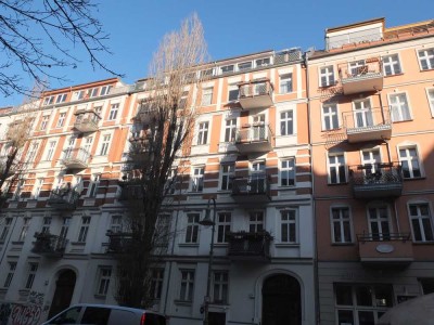 Gorgeous & charming penthouse near Kollwitzplatz
