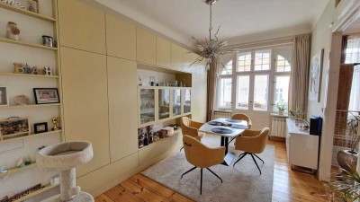 Helle 3-Zimmer Wohnung mit Balkon, Küche und hochwertigen Einbauschränken!