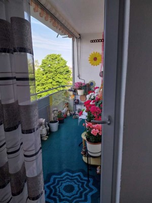 Modernisierte 3-Zimmer-Wohnung mit großem Süd-West-Balkon – sonniges Wohnen mit Komfort