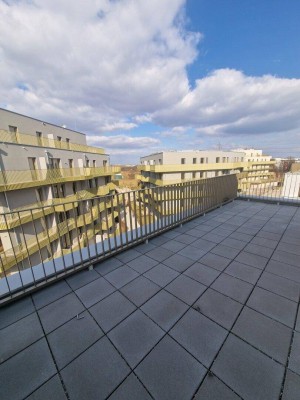 Erstbezug-Wohnung mit riesige Terrasse 45 m2